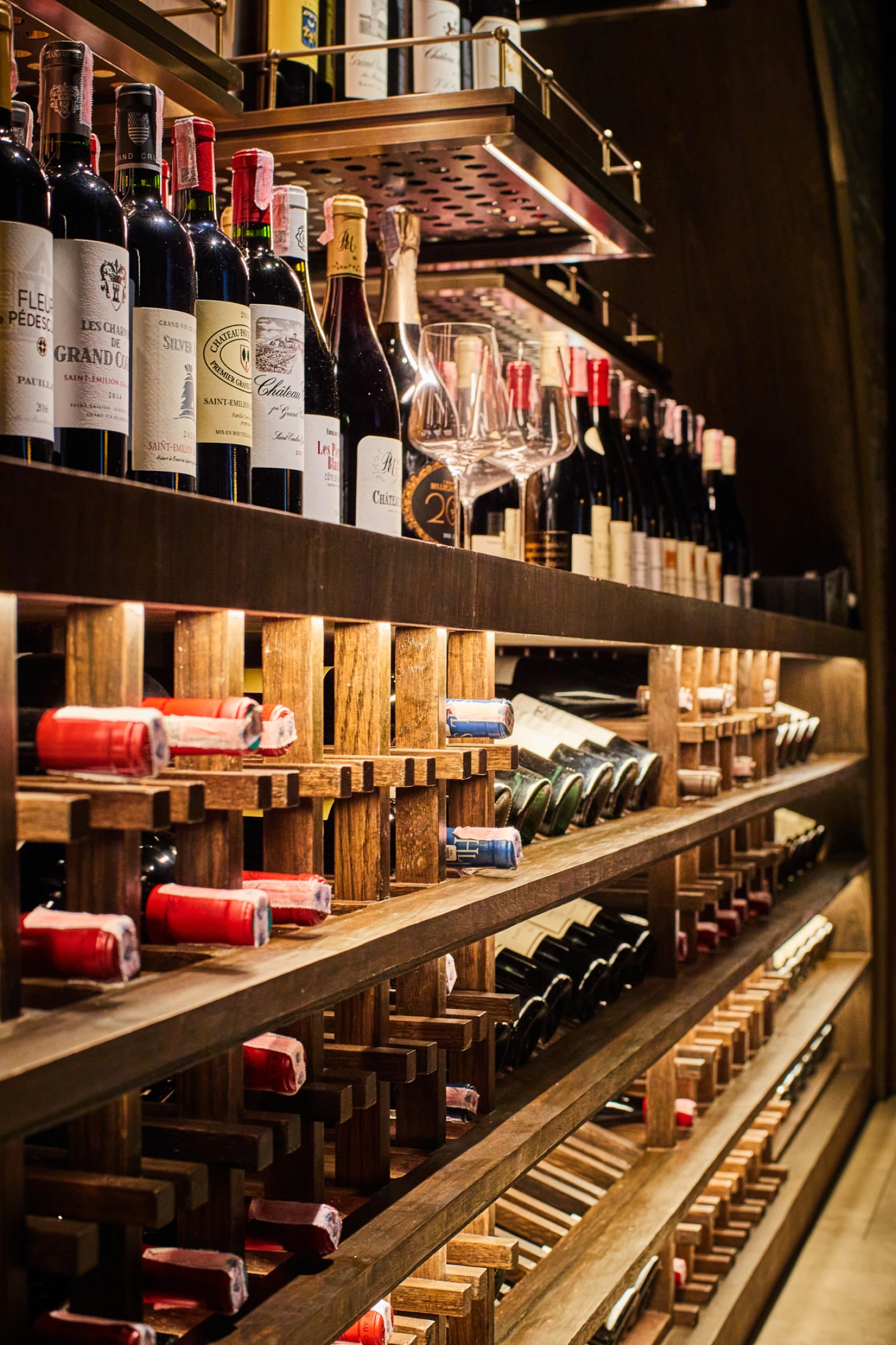 the-cellar-at-mahanakhon-02.webp