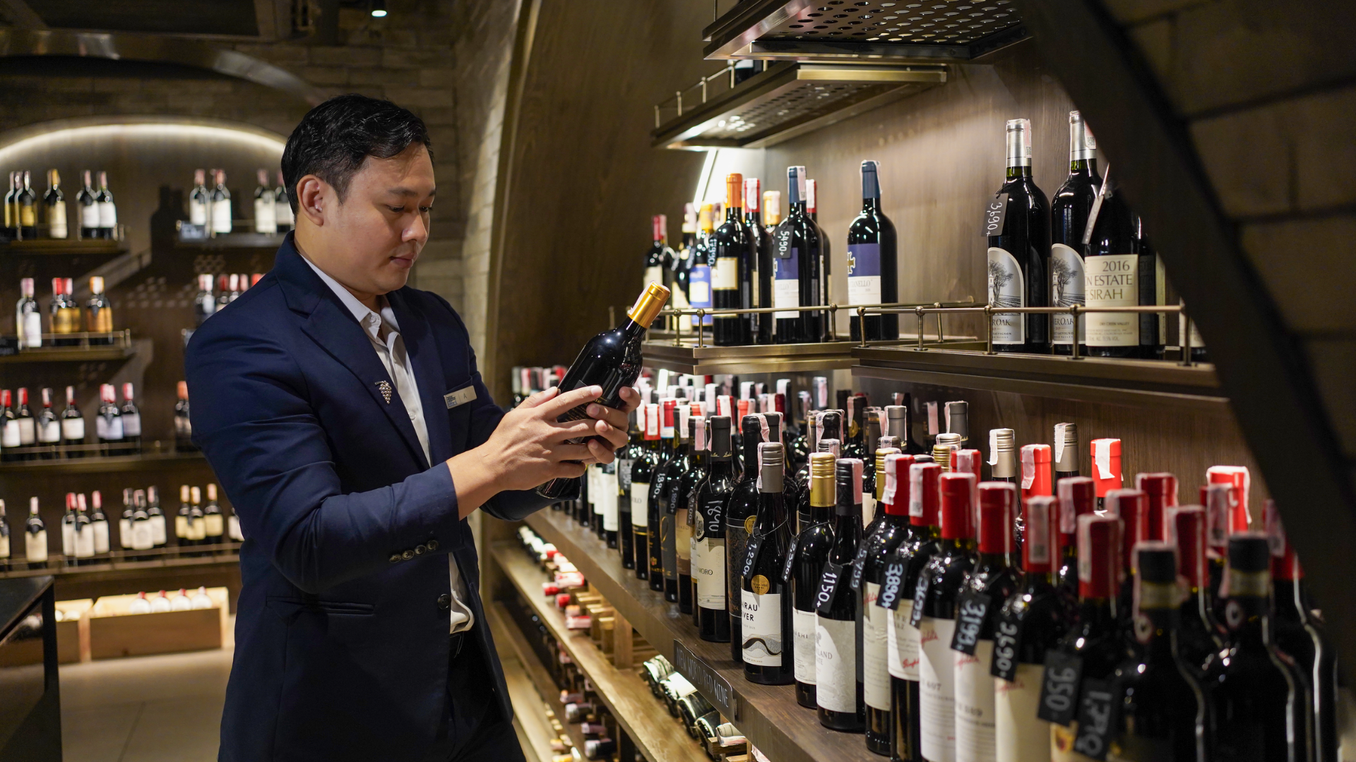 Sommelier at The Cellar at Mahanakhon.png